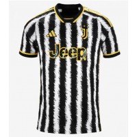 Maglie da calcio Juventus Filip Kostic #11 Prima Maglia 2023-24 Manica Corta